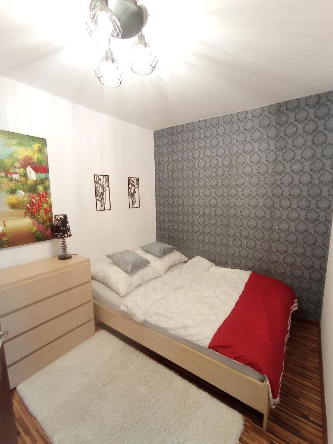 Mk Apartament III Rzeszów Exteriör bild